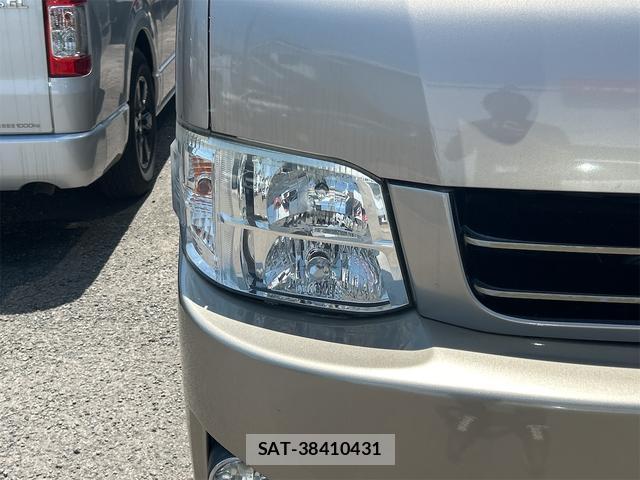 Toyota HIACE WAGON 2013-12 8652330-12