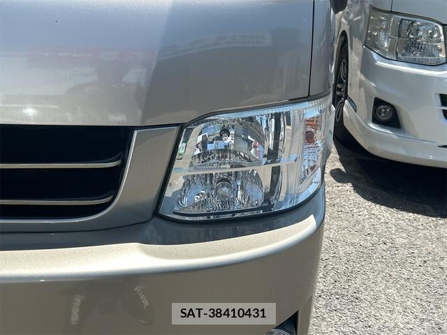 Toyota HIACE WAGON 2013-12 8652330-13