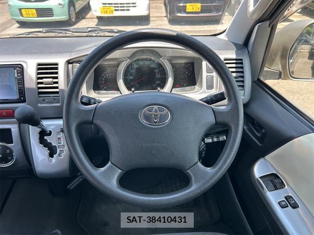 Toyota HIACE WAGON 2013-12 8652330-2