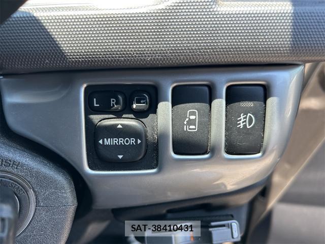 Toyota HIACE WAGON 2013-12 8652330-7