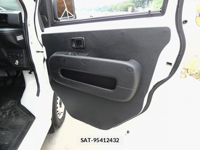 Daihatsu HIJET CARGO 2018-07 8646993-11