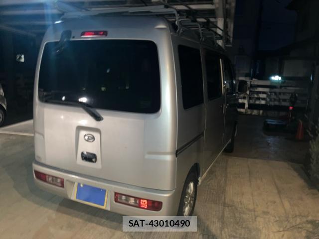Daihatsu HIJET CARGO 2006-07 8647283-13