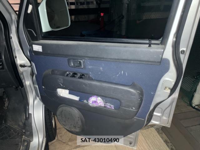 Daihatsu HIJET CARGO 2006-07 8647283-5