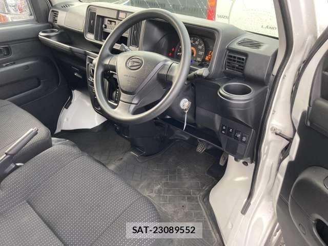 Daihatsu HIJET CARGO 2021-01 8647796-9