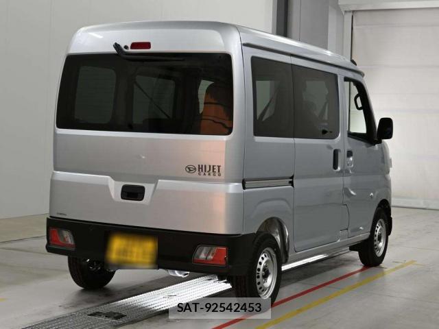 Daihatsu HIJET CARGO 2025-12 8648024-8