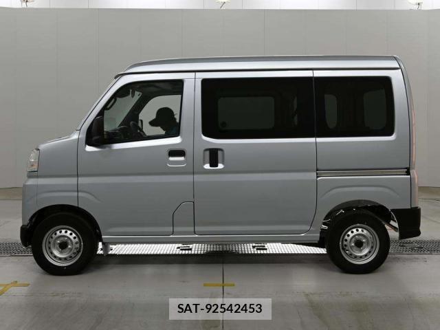 Daihatsu HIJET CARGO 2025-12 8648024-9