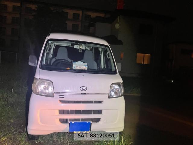Daihatsu HIJET CARGO 2015-02 8648591-0
