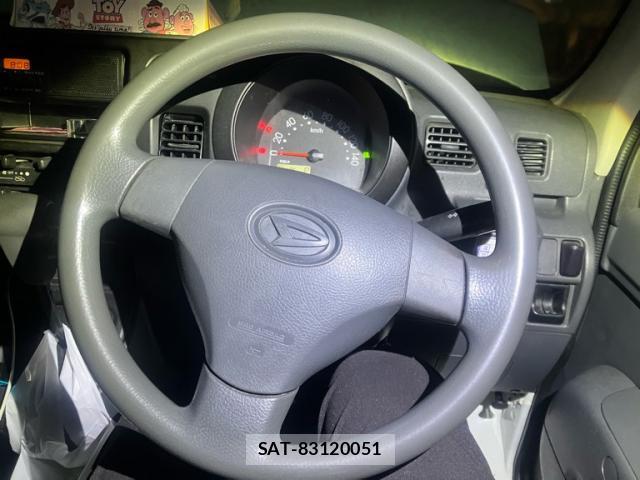 Daihatsu HIJET CARGO 2015-02 8648591-15