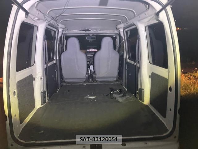 Daihatsu HIJET CARGO 2015-02 8648591-9