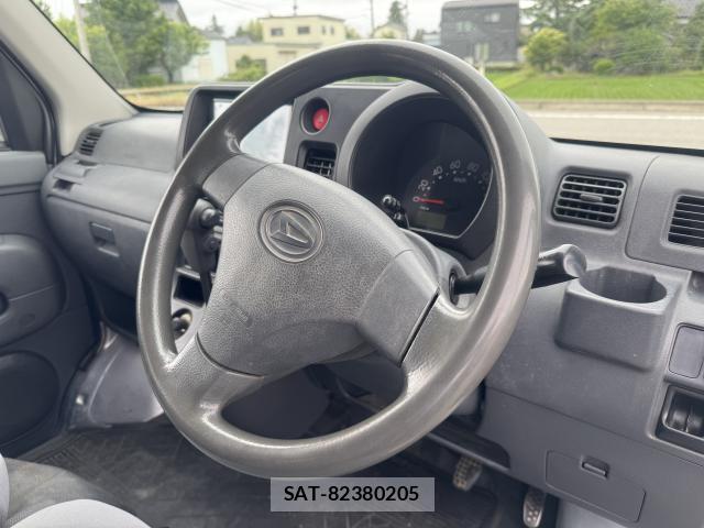 Daihatsu HIJET CARGO 2013-02 8649150-11
