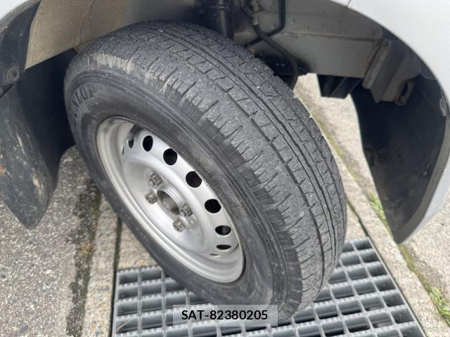 Daihatsu HIJET CARGO 2013-02 8649150-17