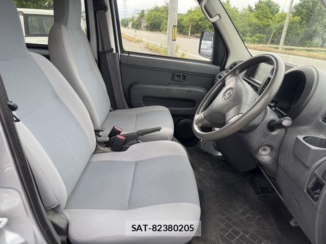 Daihatsu HIJET CARGO 2013-02 8649150-8