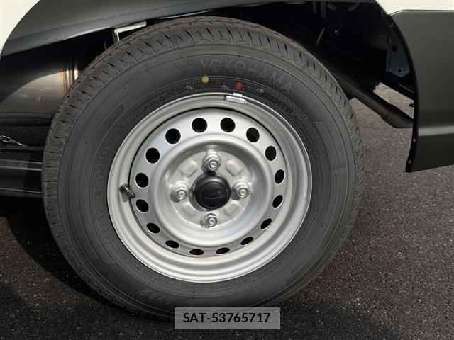 Daihatsu HIJET CARGO 2026-03 8650901-14