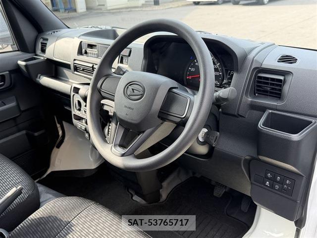 Daihatsu HIJET CARGO 2026-03 8650901-16