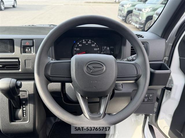 Daihatsu HIJET CARGO 2026-03 8650901-18