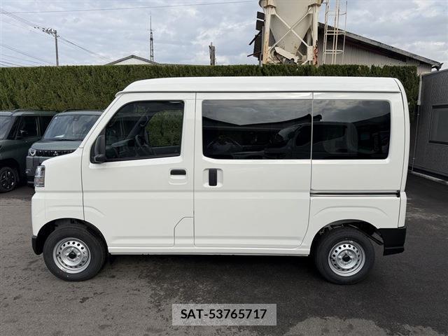 Daihatsu HIJET CARGO 2026-03 8650901-6