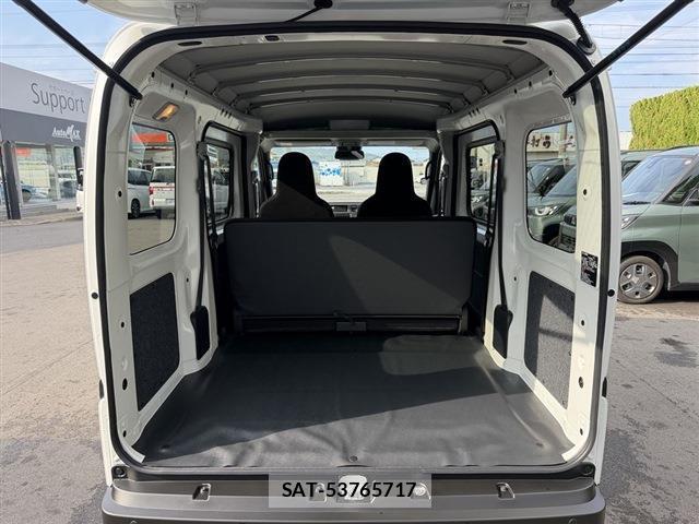 Daihatsu HIJET CARGO 2026-03 8650901-9