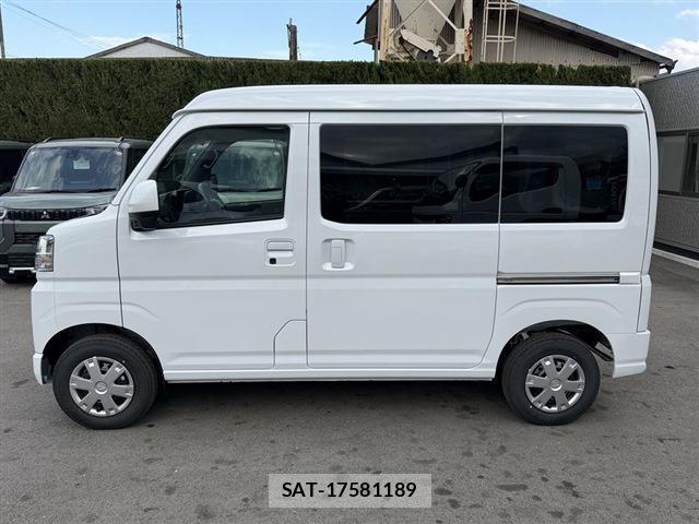 Daihatsu HIJET CARGO 2026-03 8650905-6