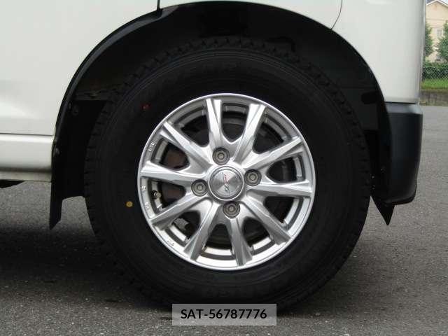 Daihatsu HIJET CARGO 2022-04 8651221-1