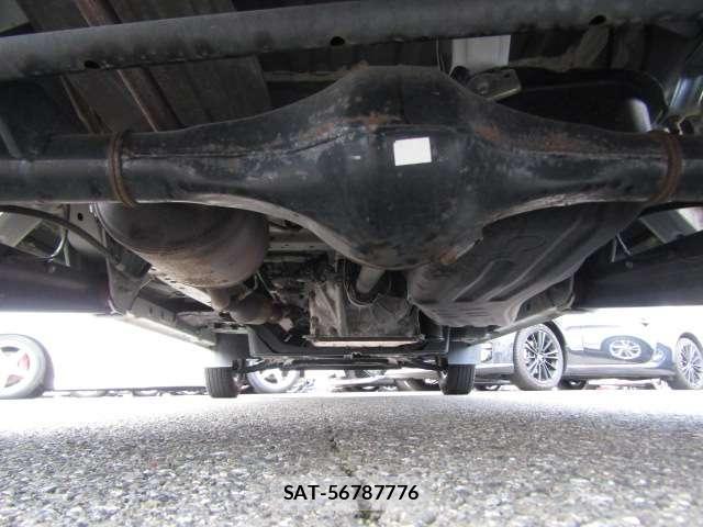Daihatsu HIJET CARGO 2022-04 8651221-14