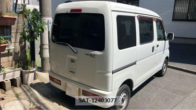 Daihatsu HIJET CARGO 2015-04 8651311-12