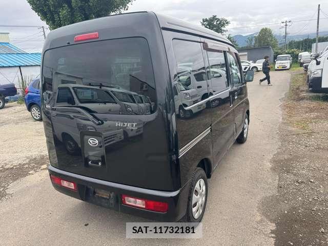 Daihatsu HIJET CARGO 2014-10 8651787-9