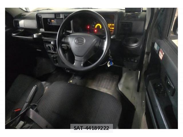 Daihatsu HIJET CARGO 2020-06 8652479-2