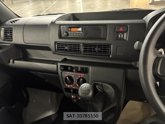 Daihatsu HIJET CARGO 2025-10 8652809-13