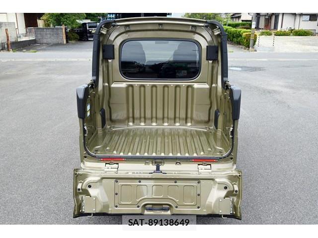 Daihatsu HIJET CARGO 2026-04 8652900-10