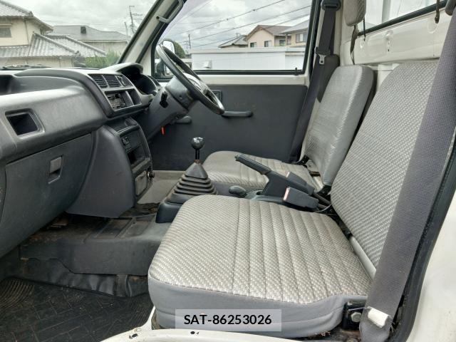 Daihatsu HIJET TRUCK 2000 8646755-11