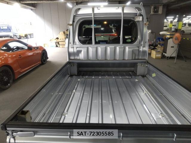 Daihatsu HIJET TRUCK 2020-08 8647151-3