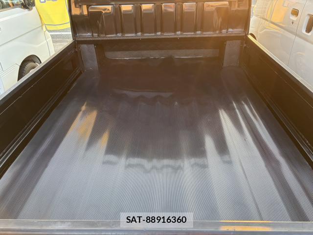 Daihatsu HIJET TRUCK 2016-04 8648687-2