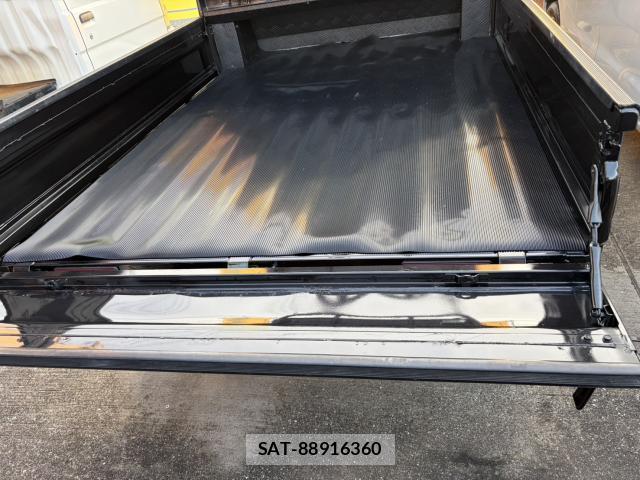 Daihatsu HIJET TRUCK 2016-04 8648687-3