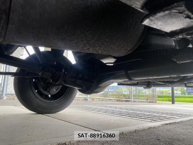 Daihatsu HIJET TRUCK 2016-04 8648687-9