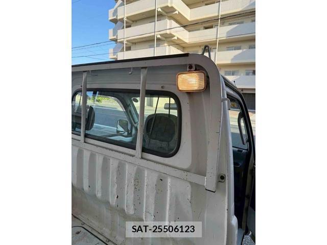 Daihatsu HIJET TRUCK 2011-08 8649375-16