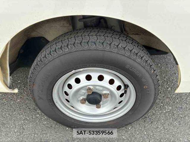 Daihatsu HIJET TRUCK 2018-06 8652902-5
