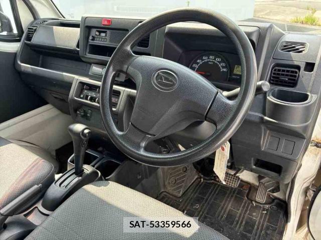 Daihatsu HIJET TRUCK 2018-06 8652902-9
