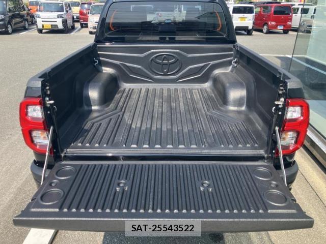 Toyota HILUX 2024-02 8651587-7