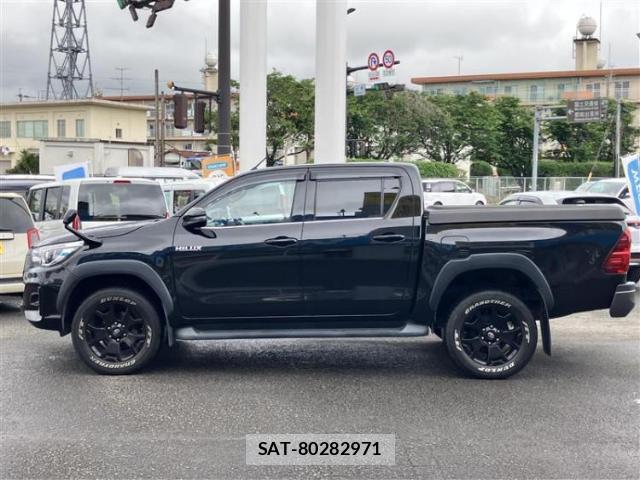 Toyota HILUX 2019-06 8653576-1
