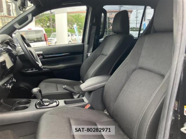 Toyota HILUX 2019-06 8653576-5