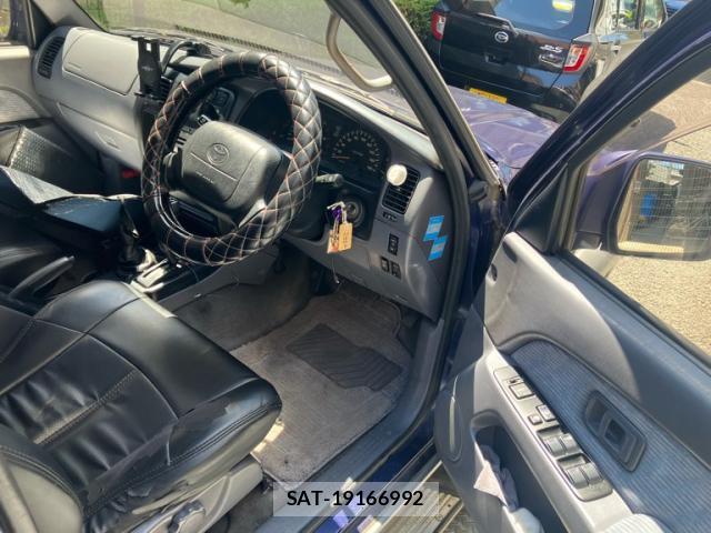Toyota HILUX SURF 1996-06 8648364-11