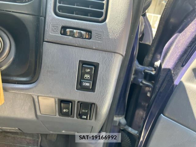 Toyota HILUX SURF 1996-06 8648364-17