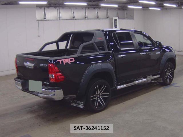 Toyota HILUX 2018-02 8647200-5