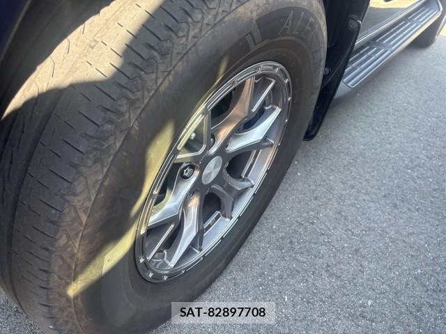 Toyota HILUX 2023-02 8647589-2