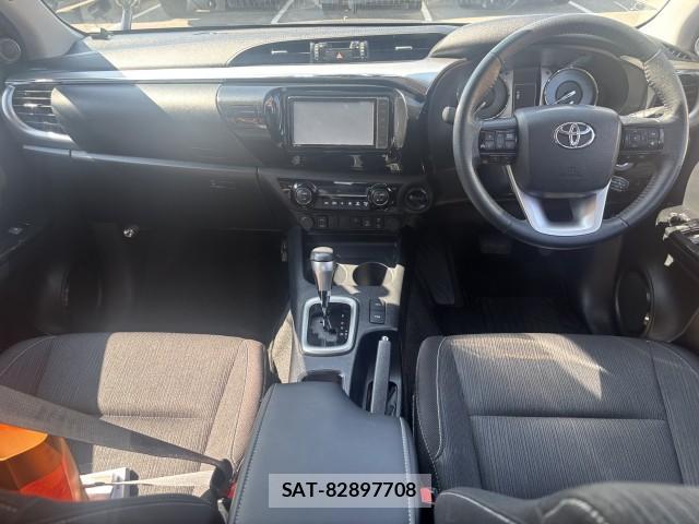 Toyota HILUX 2023-02 8647589-8