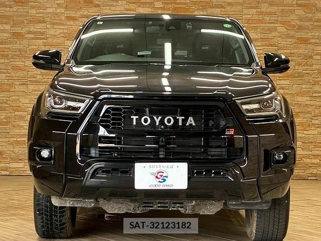 Toyota HILUX 2023-06 8647651-14