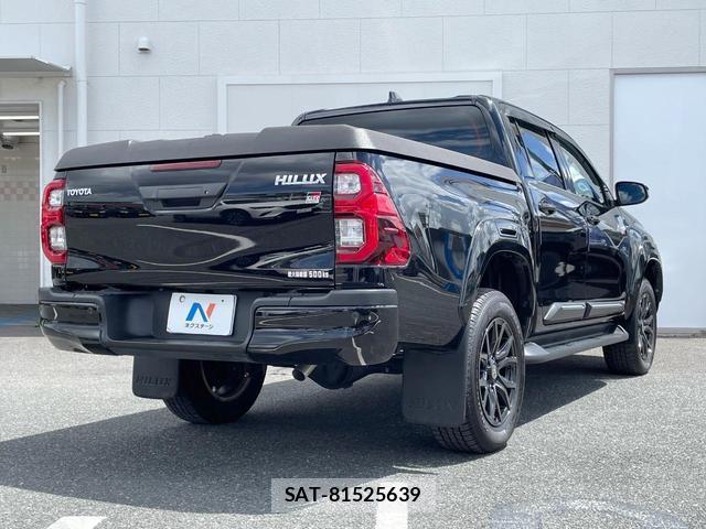 Toyota HILUX 2023-12 8647990-16