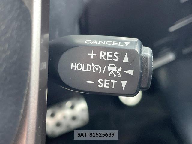 Toyota HILUX 2023-12 8647990-5