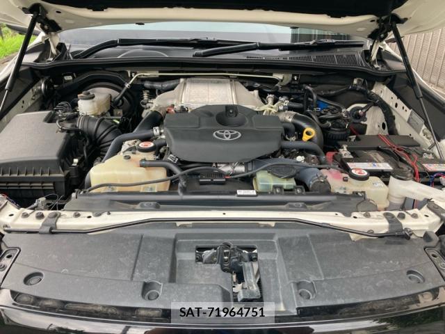 Toyota HILUX 2022-02 8648507-19