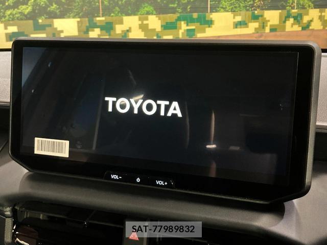 Toyota HILUX 2026-07 8649877-2